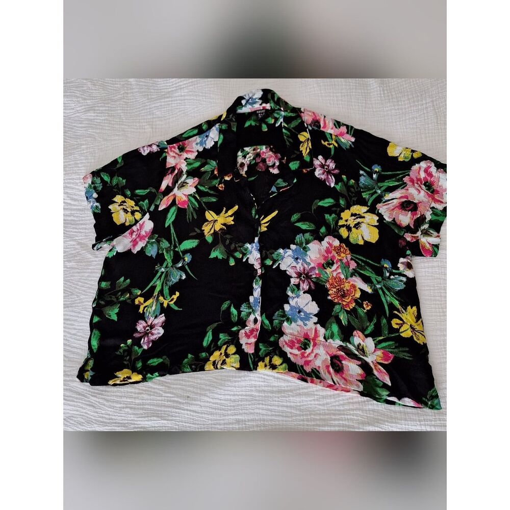 Buffalo XL Floral Cropped Blouse